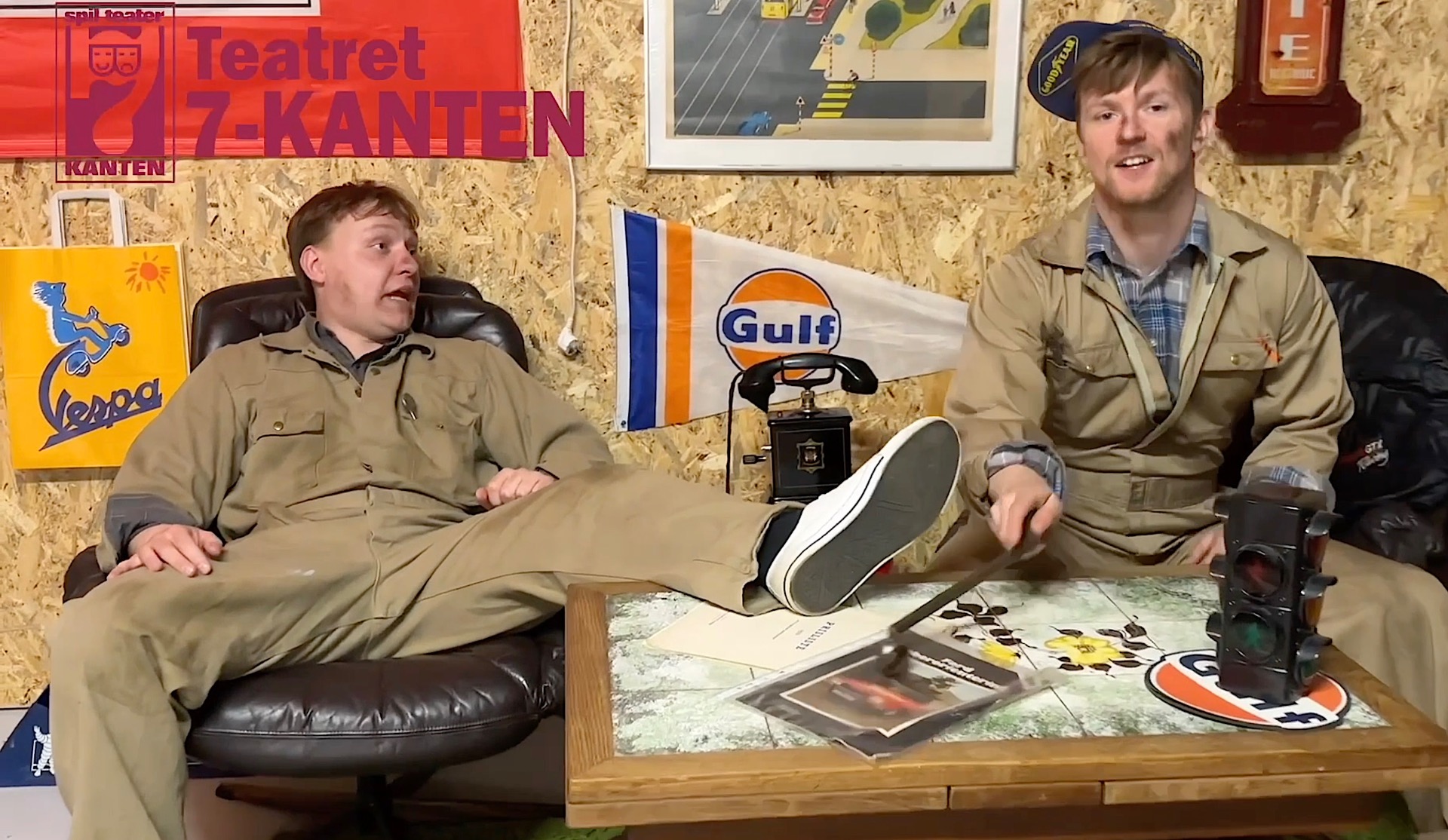 Baronessen fra benzintanken – en musical fuld af humor, varme og dans. Historien om den friske tankpasserpige Anne, der pludselig arver et gods og skal vænne sig til livet som baronesse, er en fortælling, der stadig charmerer publikum i dag.
